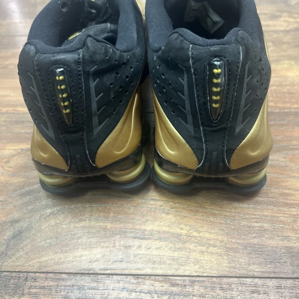 Nike shox r4
